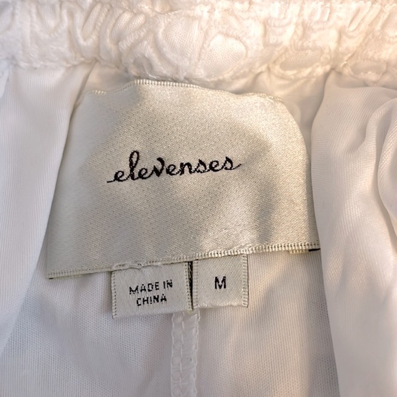 Anthropologie Elevenses Crochet White Short with Elastic Waist & Tie-strings. Md - Picture 7 of 12